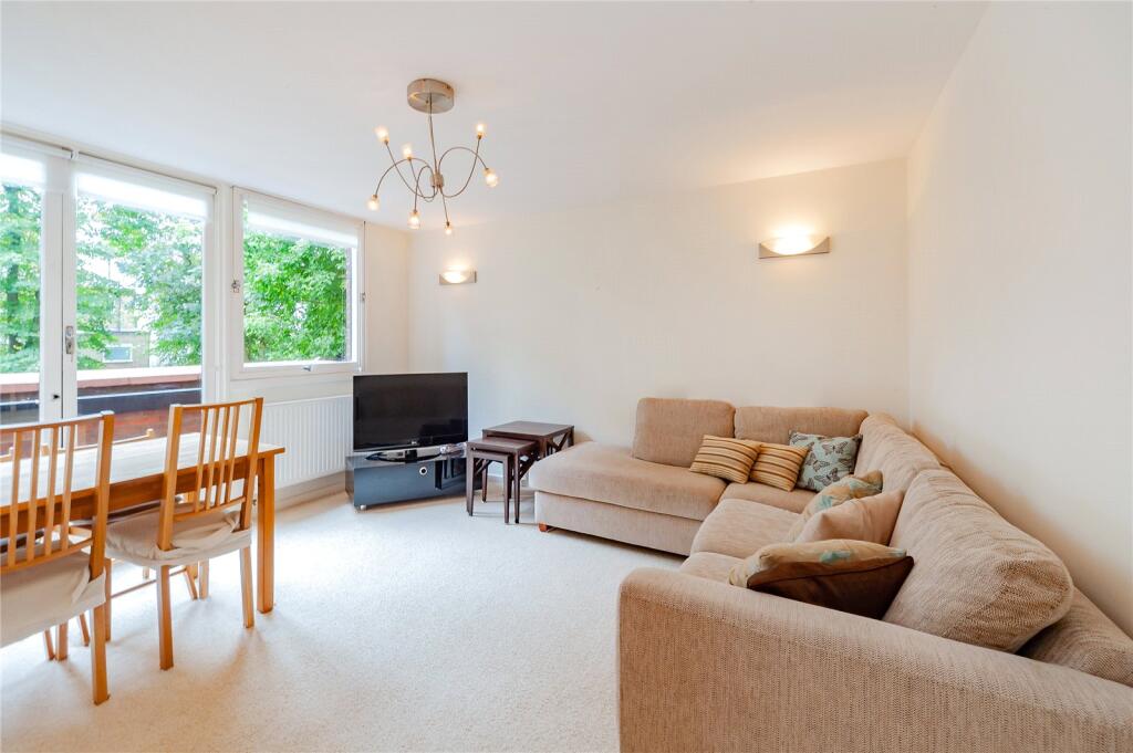2 bed 1st Floor Flat for rent in Hampstead. From Chestertons Estate Agents - Hampstead Lettings