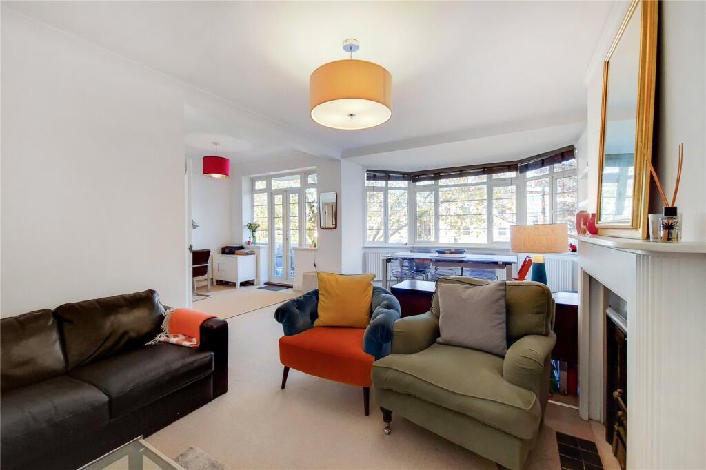 2 bed 1st Floor Flat for rent in Hampstead. From Chestertons Estate Agents - Hampstead Lettings