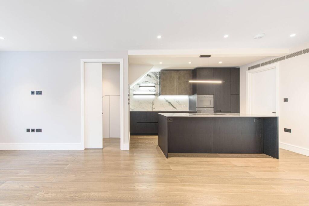 2 bed Mews for rent in Hampstead. From Chestertons Estate Agents - Hampstead Lettings