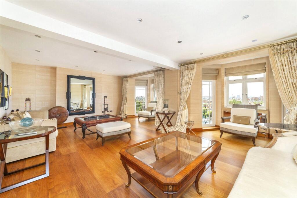 3 bed 1st Floor Flat for rent in Hampstead. From Chestertons Estate Agents - Hampstead Lettings