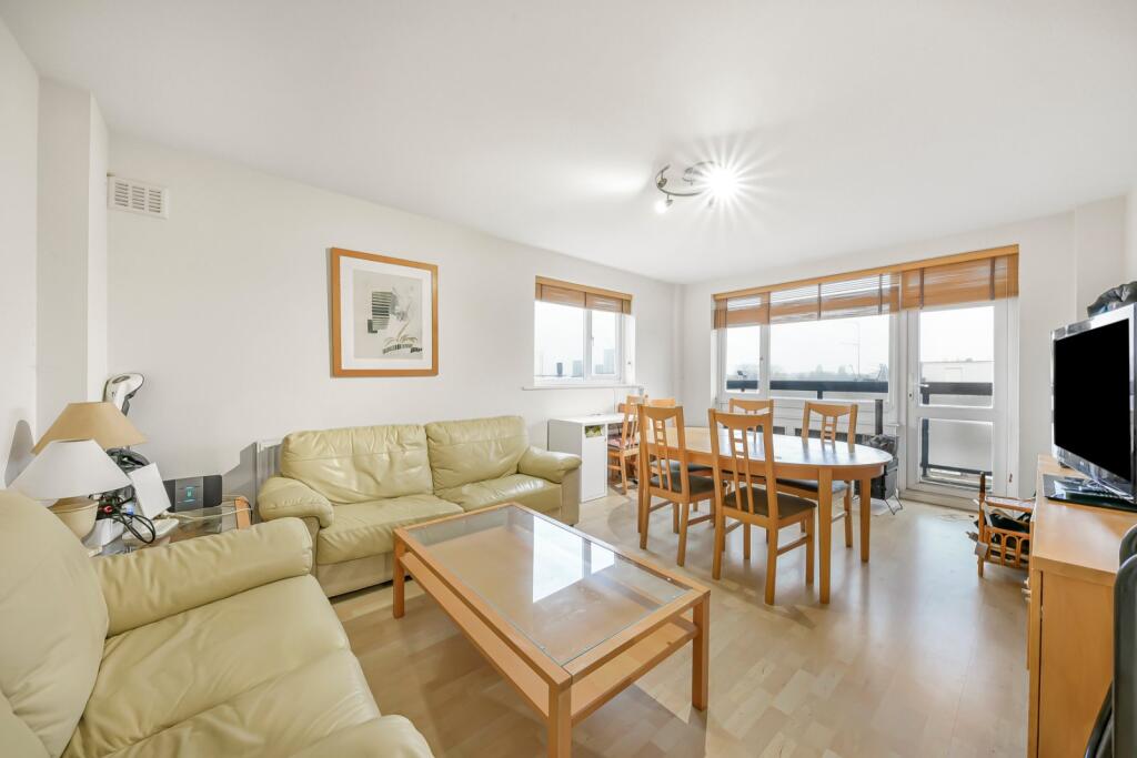 2 bed 1st Floor Flat for rent in Hampstead. From Chestertons Estate Agents - Hampstead Lettings