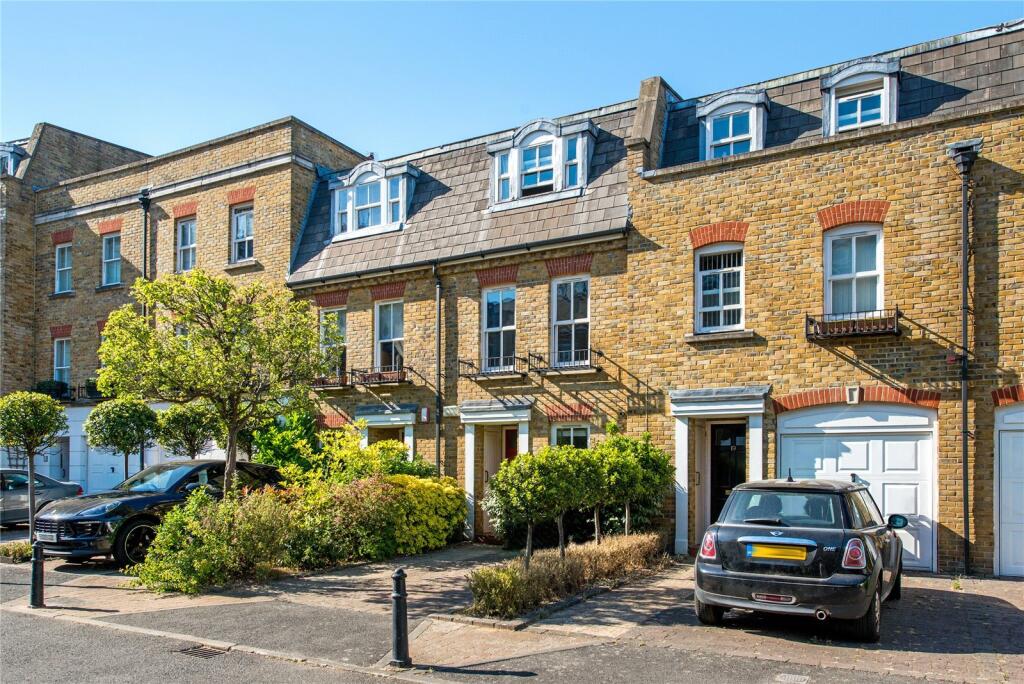 4 bed Mid Terraced House for rent in Hampstead. From Chestertons Estate Agents - Hampstead Lettings