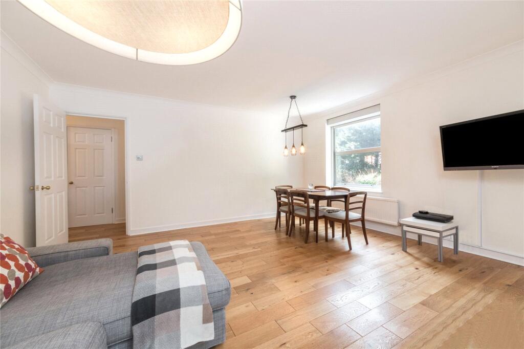 3 bed 1st Floor Flat for rent in Hampstead. From Chestertons Estate Agents - Hampstead Lettings