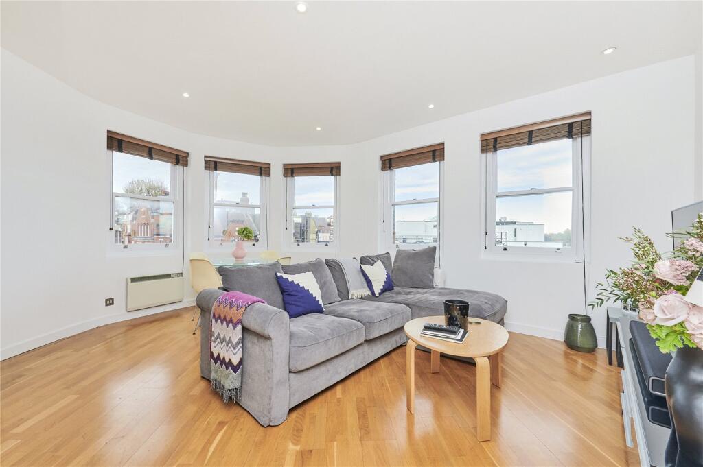 2 bed 1st Floor Flat for rent in Hampstead. From Chestertons Estate Agents - Hampstead Lettings