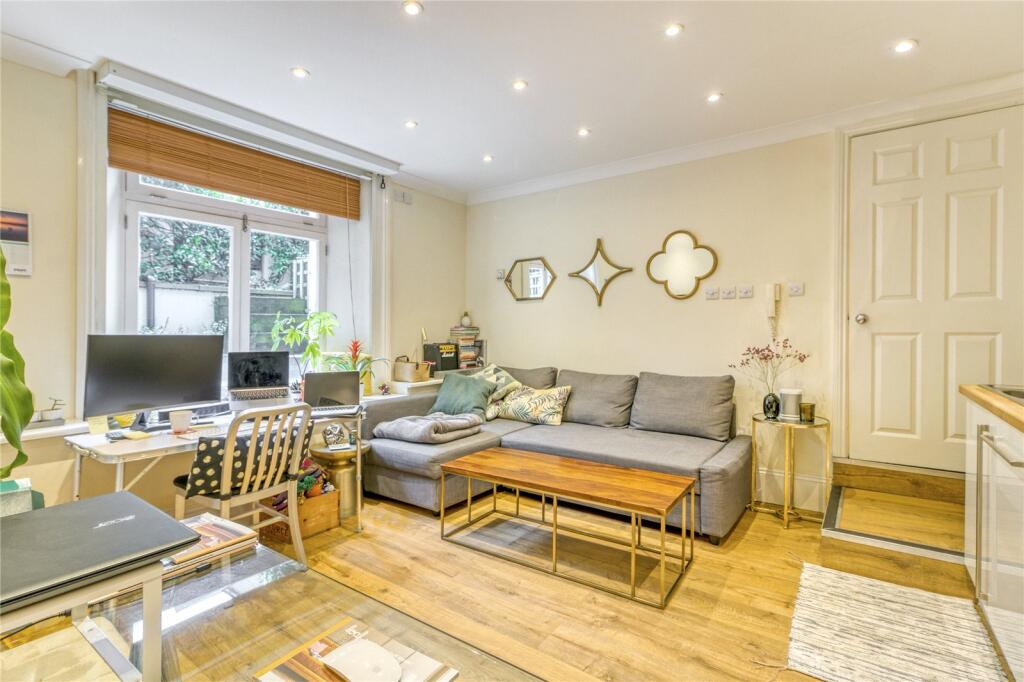1 bed 1st Floor Flat for rent in Hampstead. From Chestertons Estate Agents - Hampstead Lettings