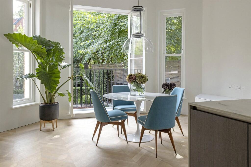 2 bed Detached for rent in Hampstead. From Chestertons Estate Agents - Hampstead Lettings
