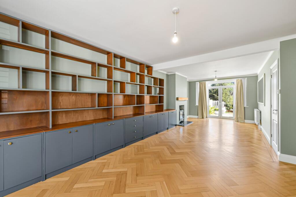 4 bed Semi Detached for rent in Willesden. From Chestertons Estate Agents - Hampstead Lettings