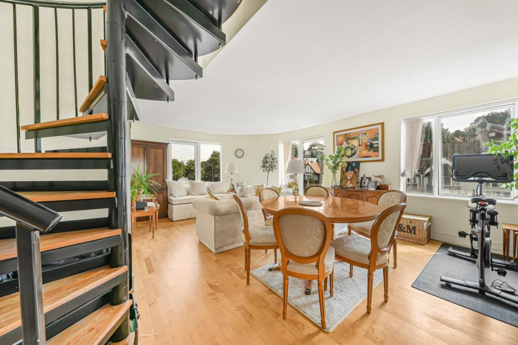 2 bed 1st Floor Flat for rent in Willesden. From Chestertons Estate Agents - Hampstead Lettings