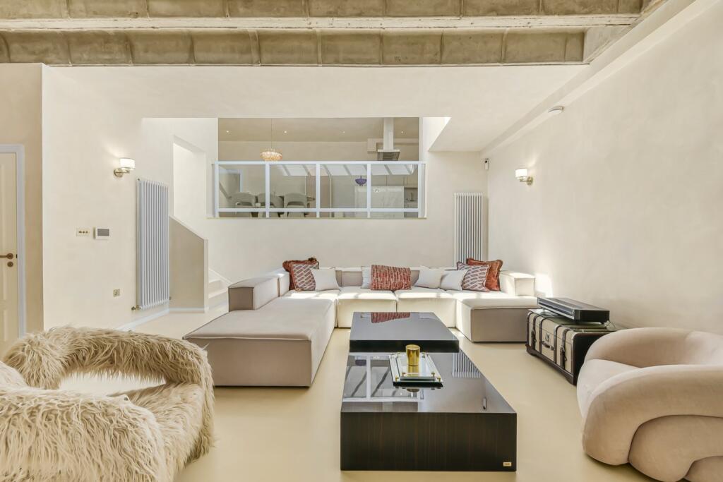 2 bed 1st Floor Flat for rent in Hampstead. From Chestertons Estate Agents - Hampstead Lettings