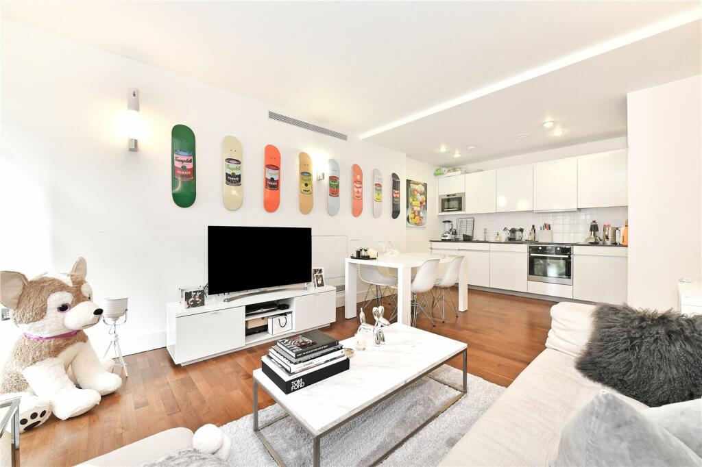 2 bed Flat for rent in Camden Town. From Chestertons Estate Agents - Hyde Park Lettings