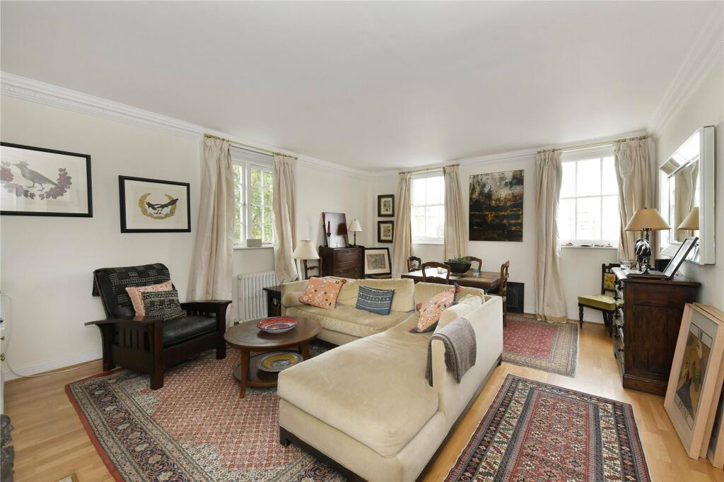 2 bed Mid Terraced House for rent in Paddington. From Chestertons Estate Agents - Hyde Park Lettings