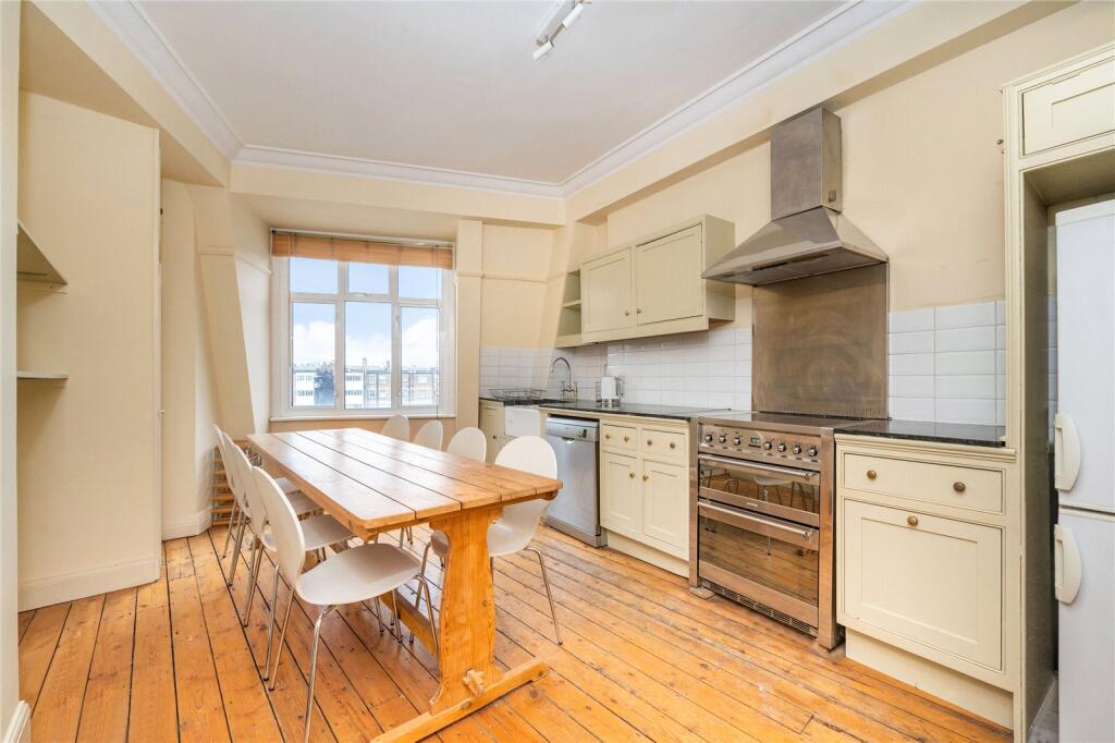 4 bed 1st Floor Flat for rent in Paddington. From Chestertons - Capital Markets