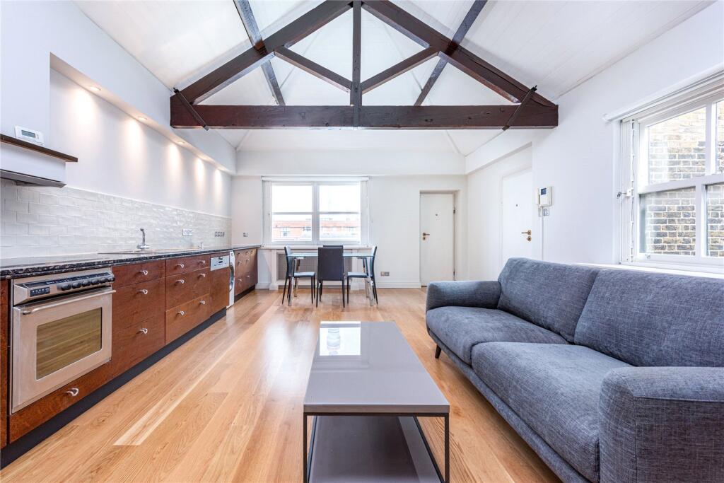 1 bed 1st Floor Flat for rent in Camden Town. From Chestertons - Capital Markets