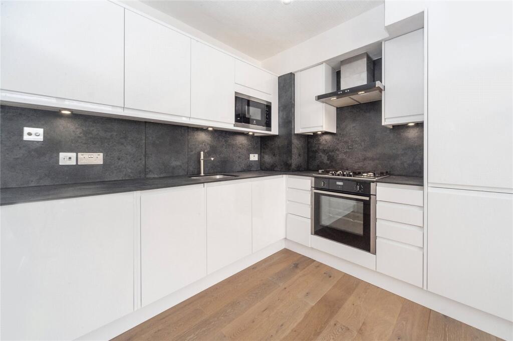 1 bed 1st Floor Flat for rent in Paddington. From Chestertons - Capital Markets