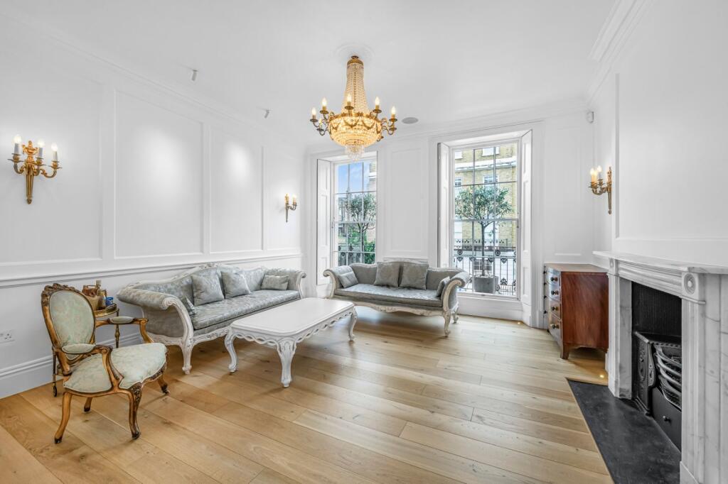 5 bed Mid Terraced House for rent in Paddington. From Chestertons - Capital Markets