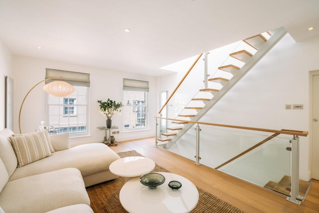 3 bed Mews for rent in Paddington. From Chestertons - Capital Markets 3 bed Mews for rent in Paddington. From Chestertons - Capital Markets