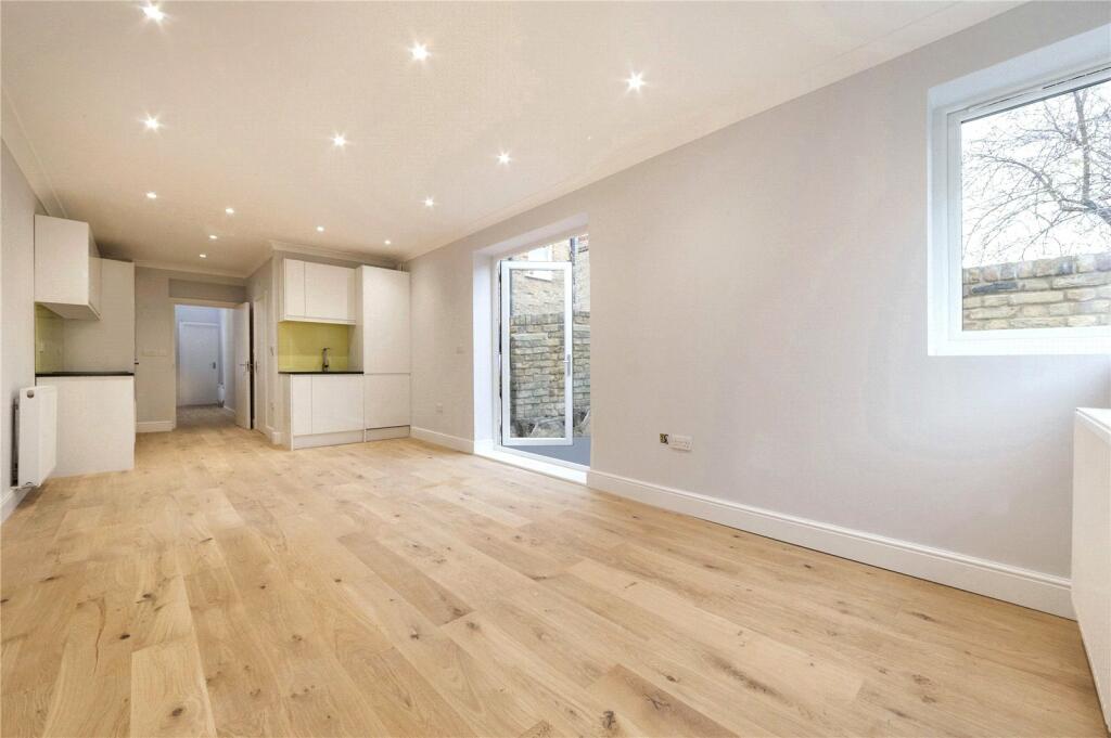 2 bed Flat for rent in Camden Town. From Chestertons Estate Agents - Islington Lettings