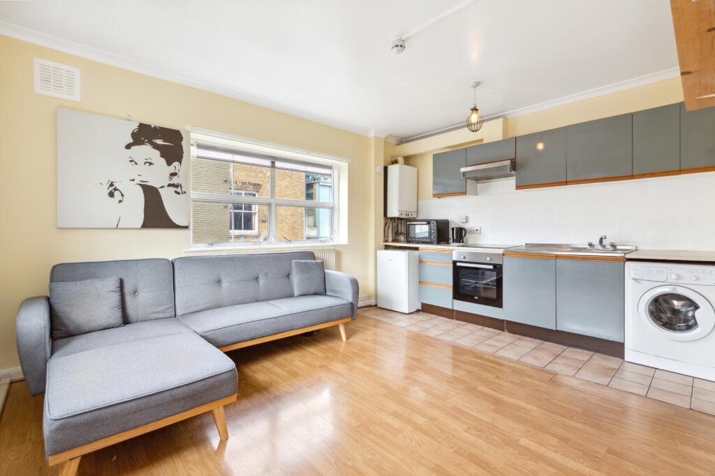 1 bed Flat for rent in Stepney. From Chestertons Estate Agents - Islington Lettings