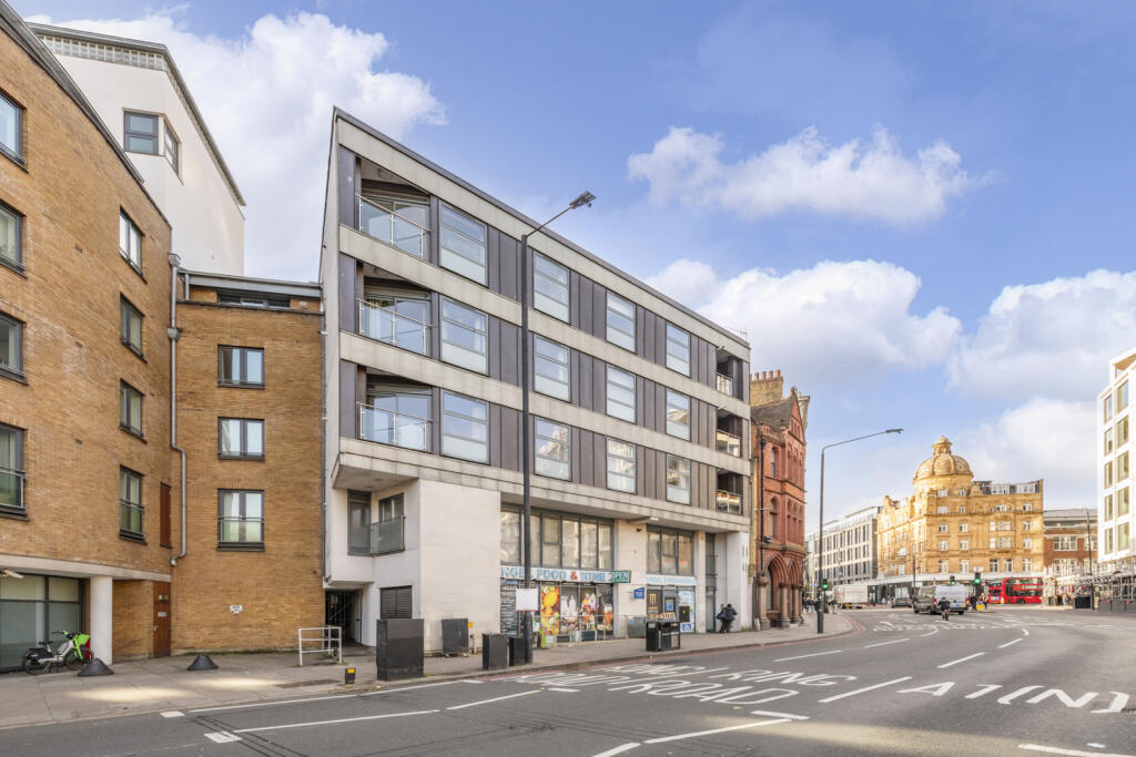 1 bed 1st Floor Flat for rent in Islington. From Chestertons - Islington