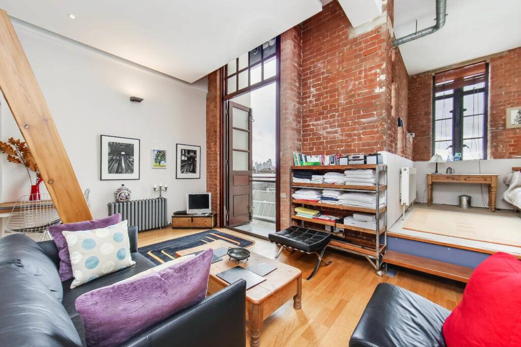 1 bed 1st Floor Flat for rent in Islington. From Chestertons - Islington