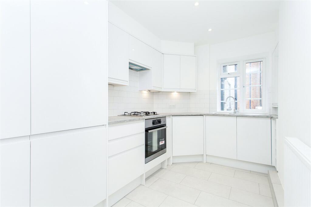 2 bed 1st Floor Flat for rent in Islington. From Chestertons - Islington