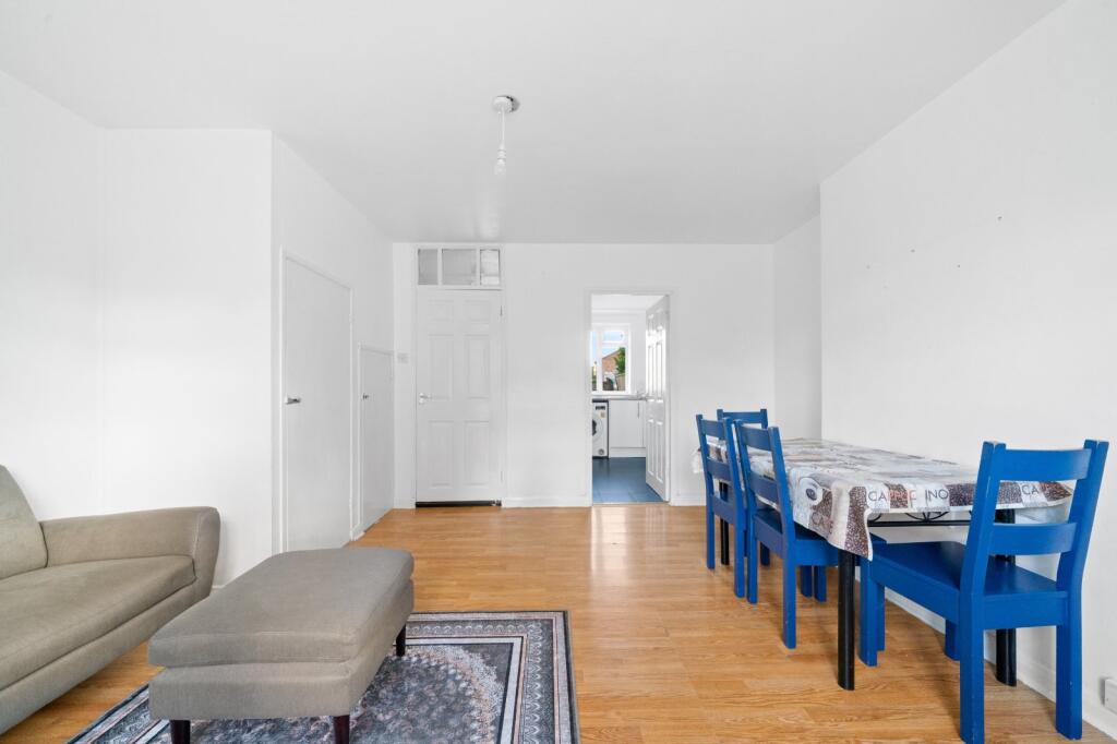 2 bed 1st Floor Flat for rent in Islington. From Chestertons - Islington