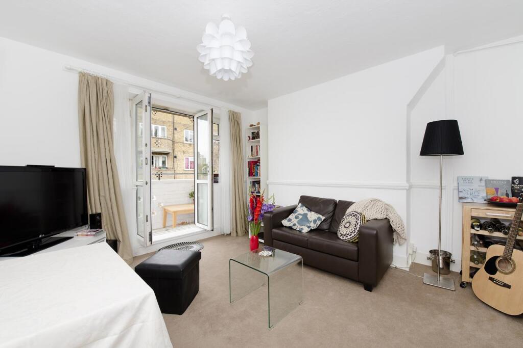 2 bed 1st Floor Flat for rent in Islington. From Chestertons - Islington