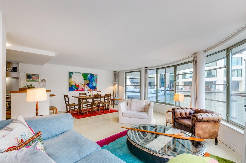 2 bed 1st Floor Flat for rent in Islington. From Chestertons - Islington