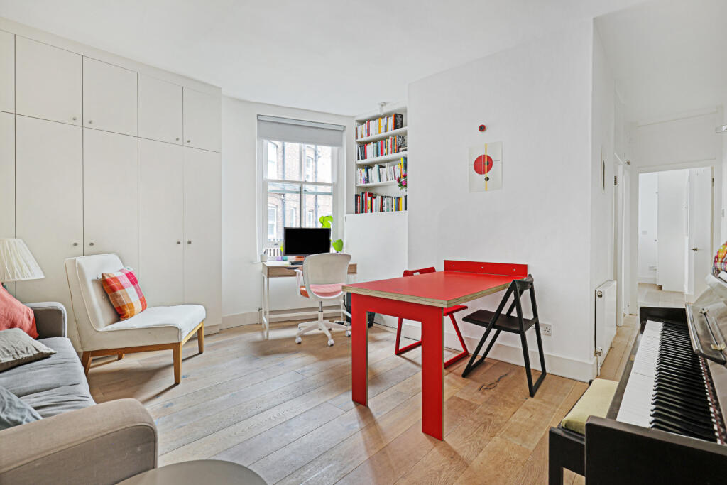 1 bed 1st Floor Flat for rent in Islington. From Chestertons - Islington