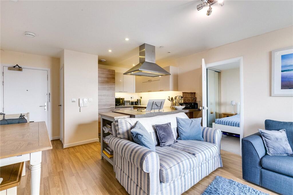 1 bed 1st Floor Flat for rent in Hackney. From Chestertons - Islington