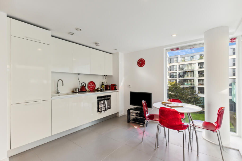 1 bed 1st Floor Flat for rent in Islington. From Chestertons - Islington