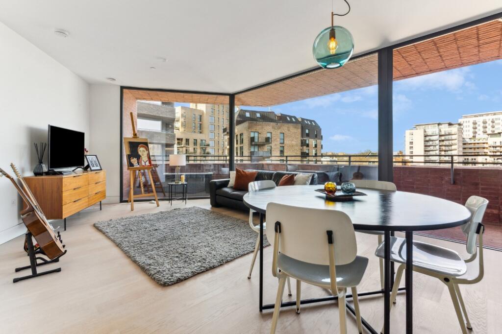 2 bed 1st Floor Flat for rent in Islington. From Chestertons - Islington