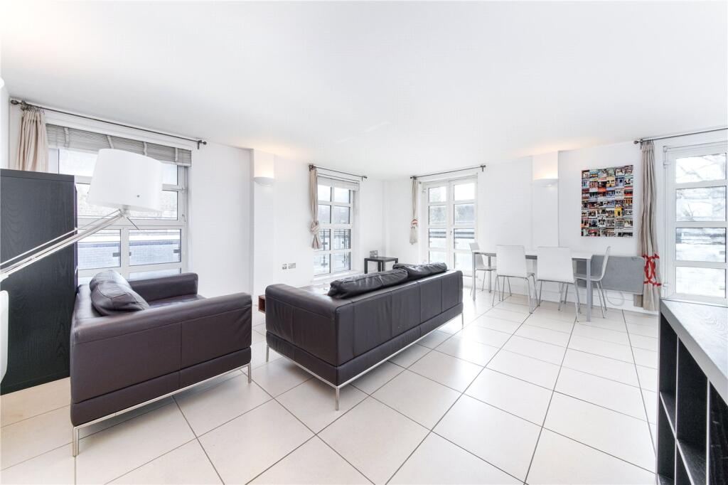 2 bed 1st Floor Flat for rent in Islington. From Chestertons - Islington