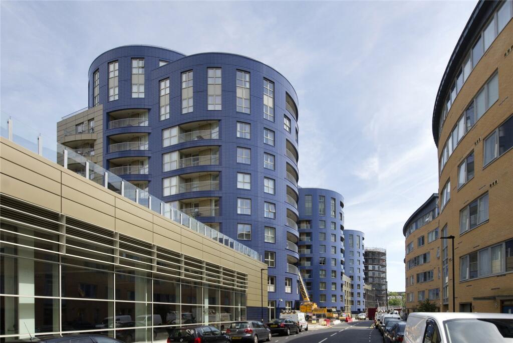 2 bed 1st Floor Flat for rent in Islington. From Chestertons - Islington