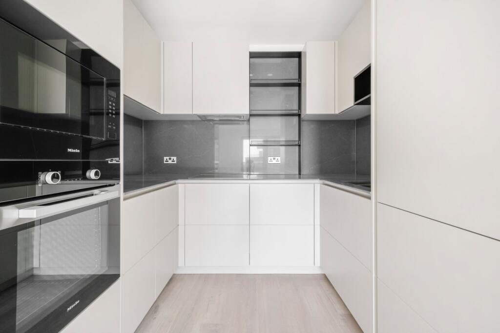 1 bed 1st Floor Flat for rent in Stoke Newington. From Chestertons - Islington