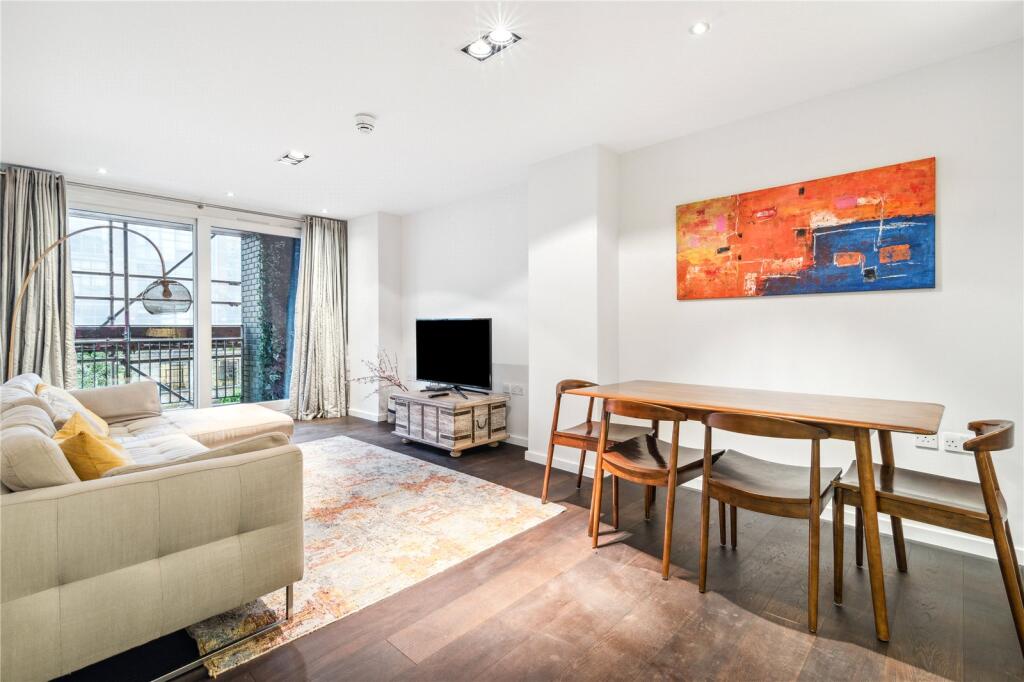 2 bed 1st Floor Flat for rent in Islington. From Chestertons - Islington