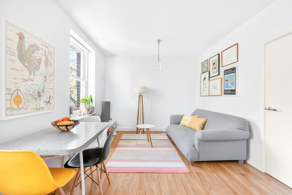 1 bed 1st Floor Flat for rent in Stoke Newington. From Chestertons - Islington