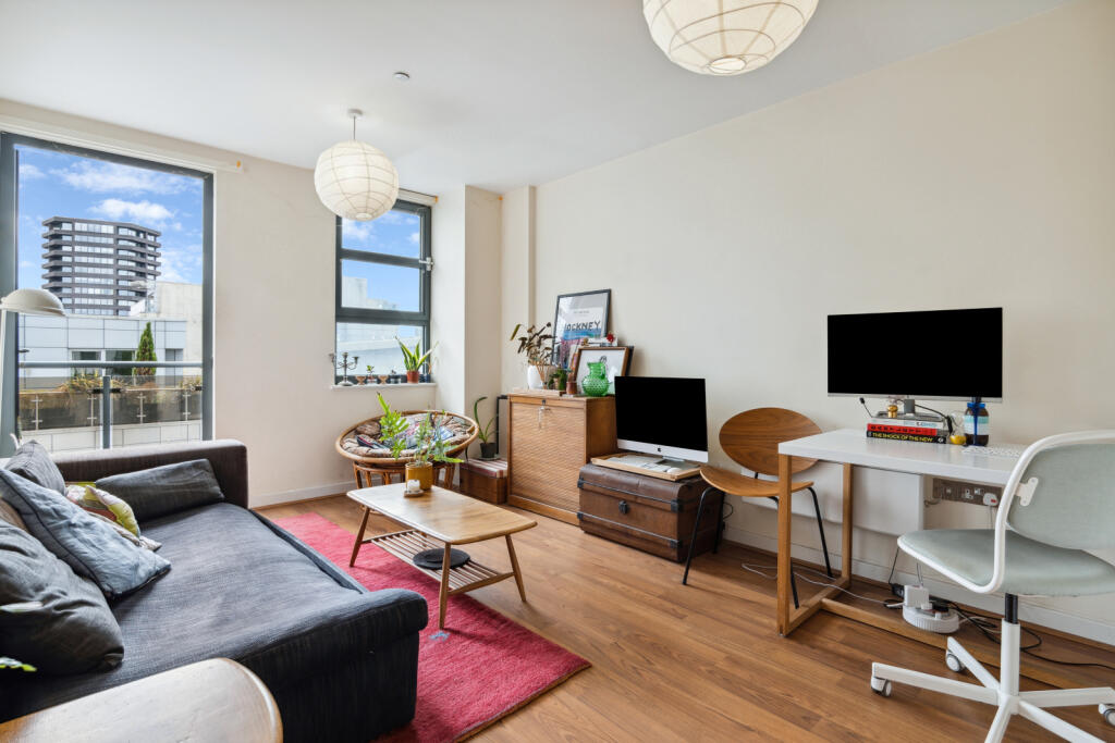 2 bed 1st Floor Flat for rent in Islington. From Chestertons - Islington
