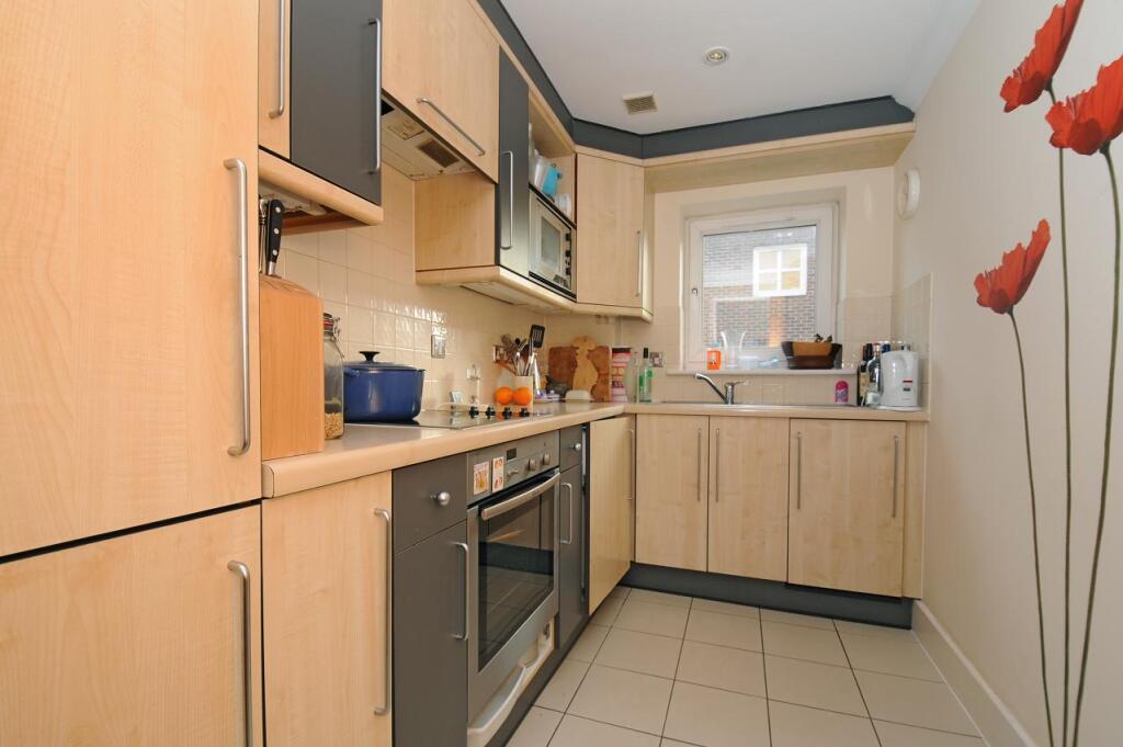 1 bed 1st Floor Flat for rent in Islington. From Chestertons - Islington