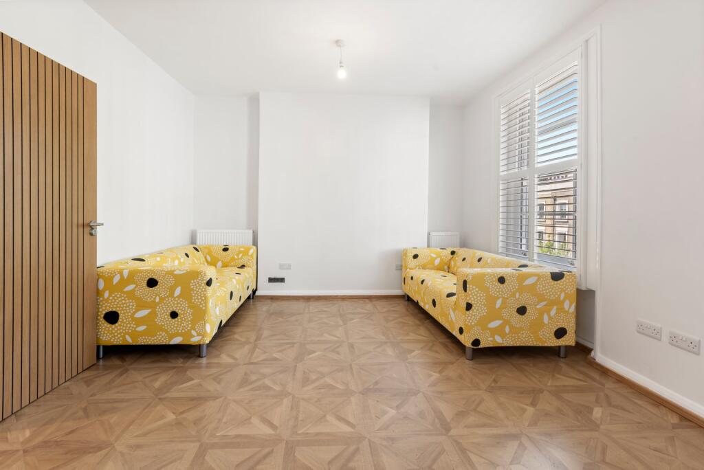 2 bed 1st Floor Flat for rent in Islington. From Chestertons - Islington