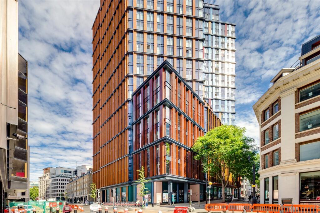 1 bed 1st Floor Flat for rent in London. From Chestertons - Islington
