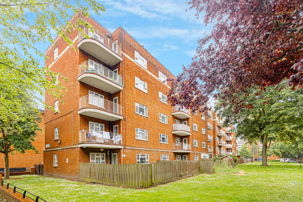 2 bed 1st Floor Flat for rent in Islington. From Chestertons - Islington