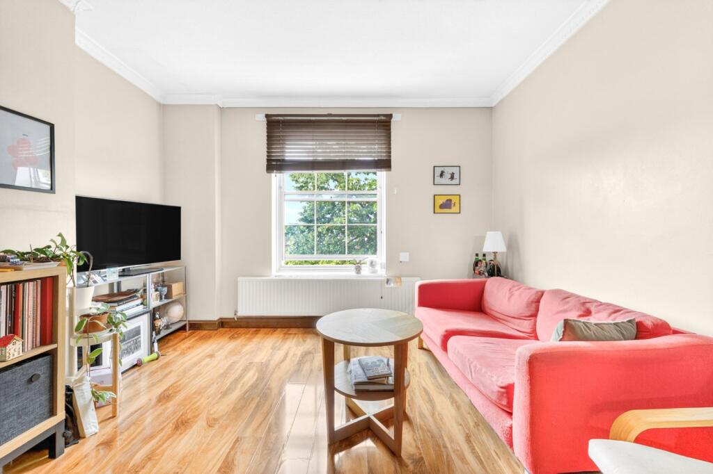 2 bed 1st Floor Flat for rent in Islington. From Chestertons - Islington