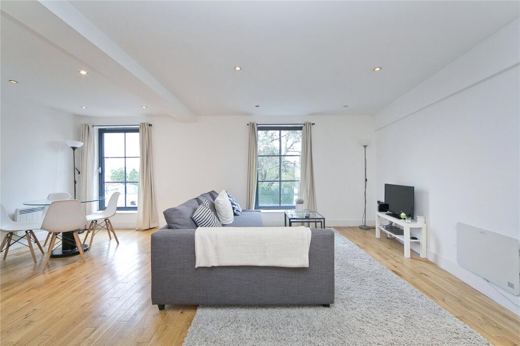 2 bed 1st Floor Flat for rent in Camden Town. From Chestertons - Islington