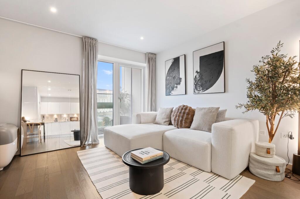 1 bed 1st Floor Flat for rent in Camden Town. From Chestertons - Islington 1 bed 1st Floor Flat for rent in Camden Town. From Chestertons - Islington