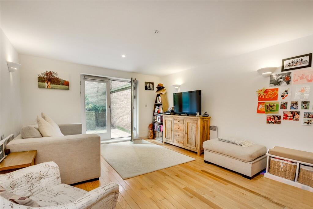 2 bed 1st Floor Flat for rent in Islington. From Chestertons - Islington