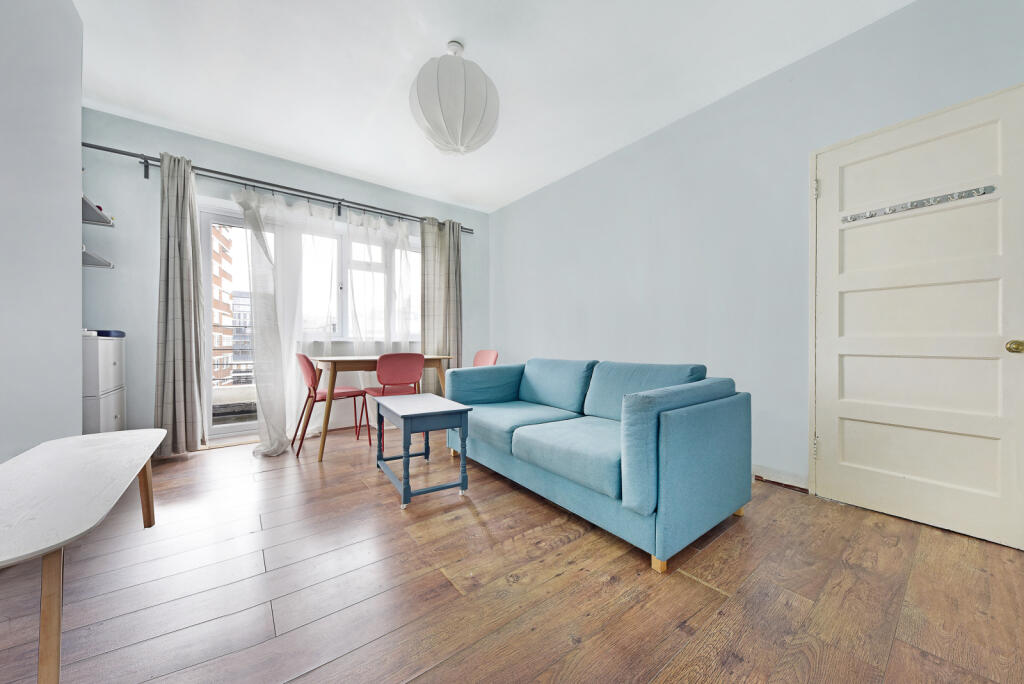 3 bed 1st Floor Flat for rent in Islington. From Chestertons - Islington