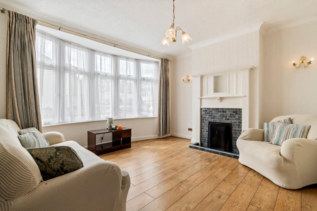 3 bed Mid Terraced House for rent in Tottenham. From Chestertons - Islington