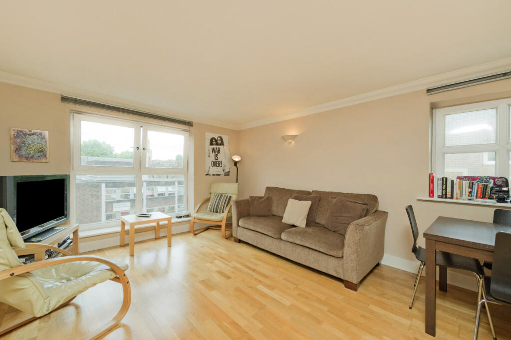 2 bed 1st Floor Flat for rent in Islington. From Chestertons - Islington