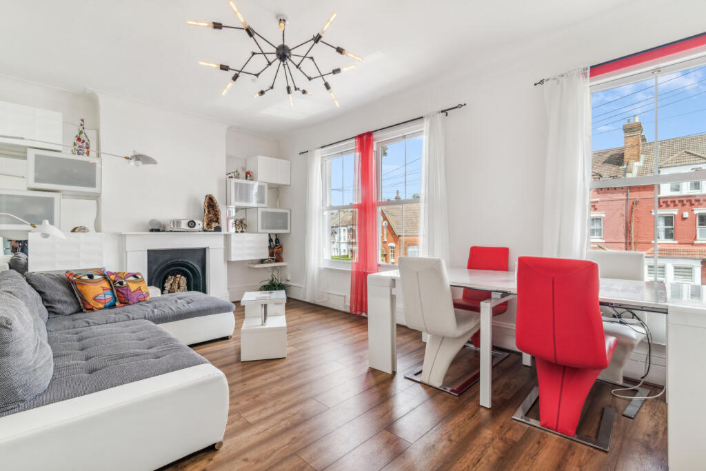 2 bed 1st Floor Flat for rent in Hornsey. From Chestertons - Islington 2 bed 1st Floor Flat for rent in Hornsey. From Chestertons - Islington